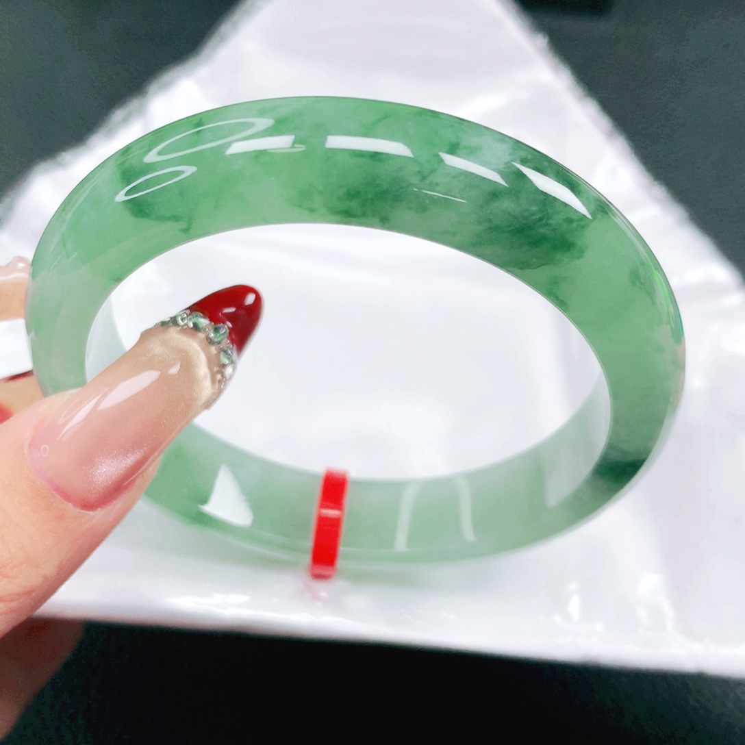 翡翠未镶嵌手镯58