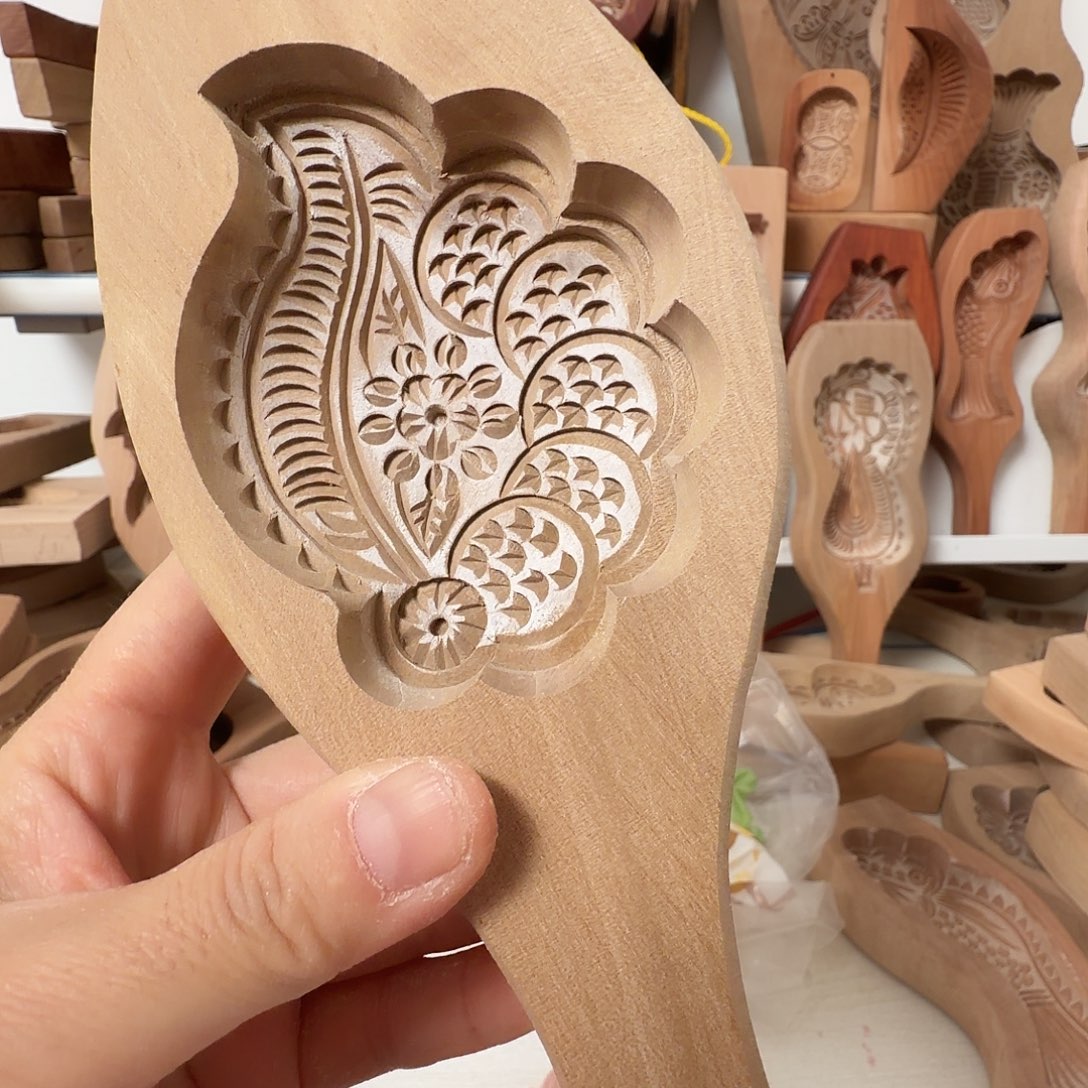 精雕凹底叶子模具