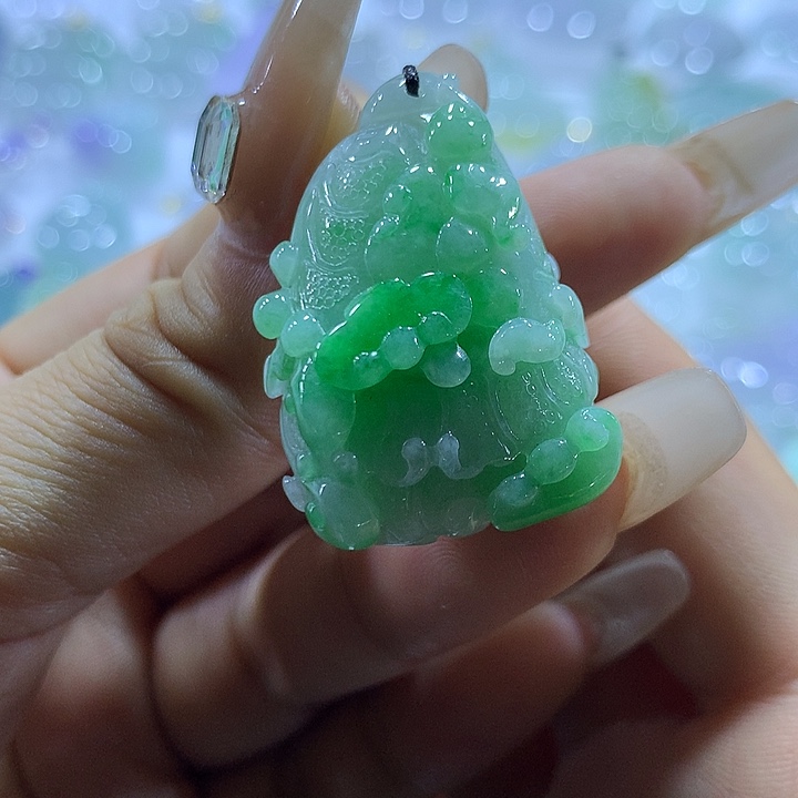 翡翠未镶嵌颈饰天然翡翠A货吊坠