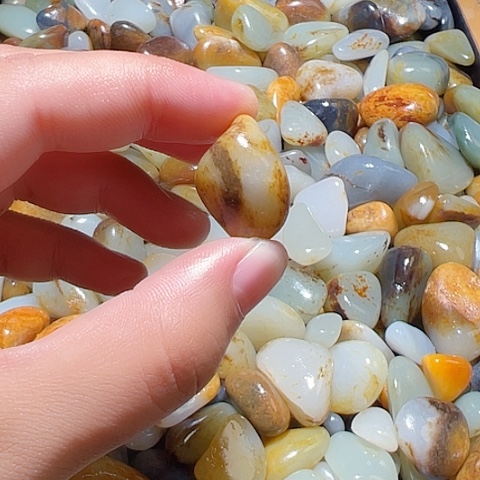 和田玉（糖玉）未镶嵌颈饰7克
