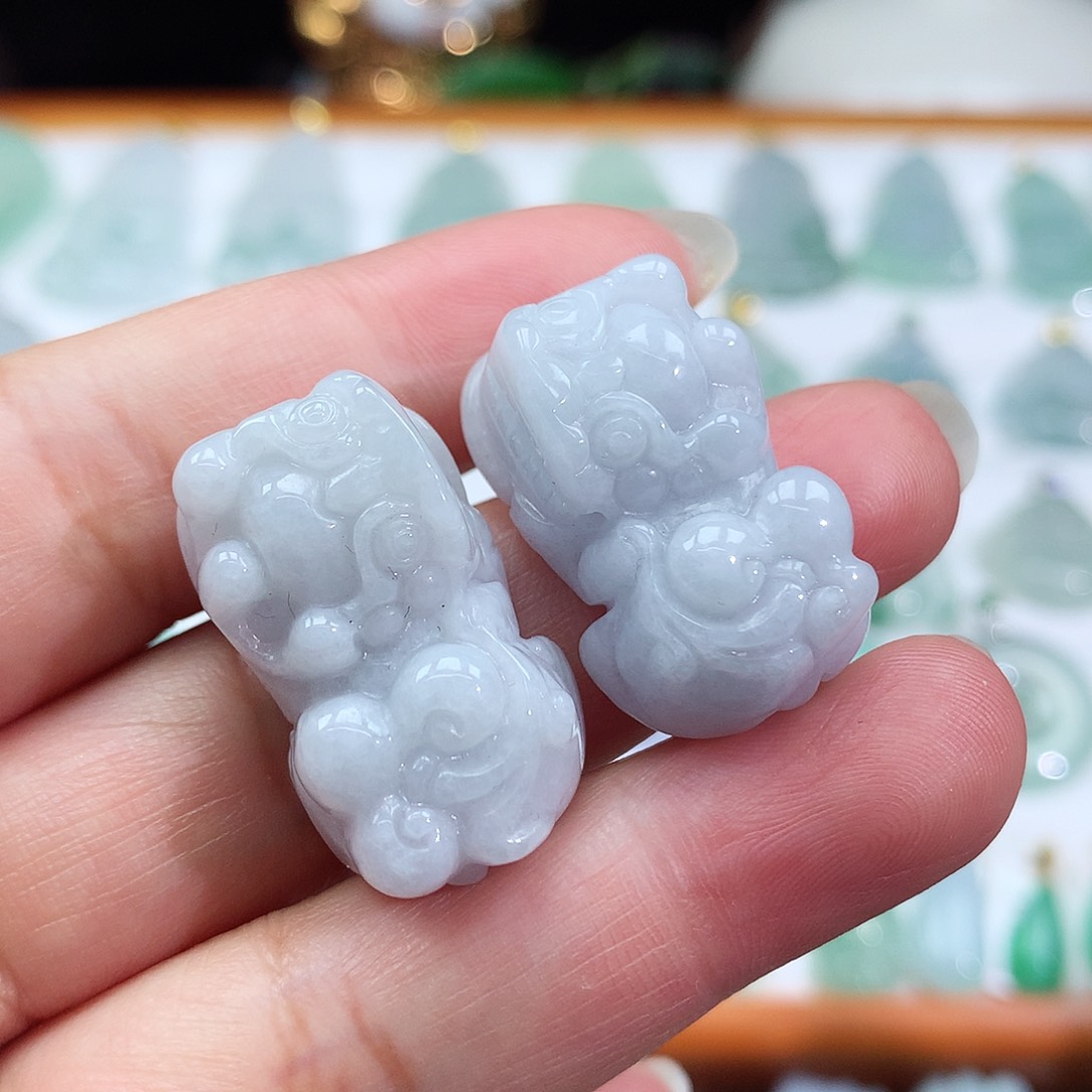 翡翠颈饰未镶嵌貔貅