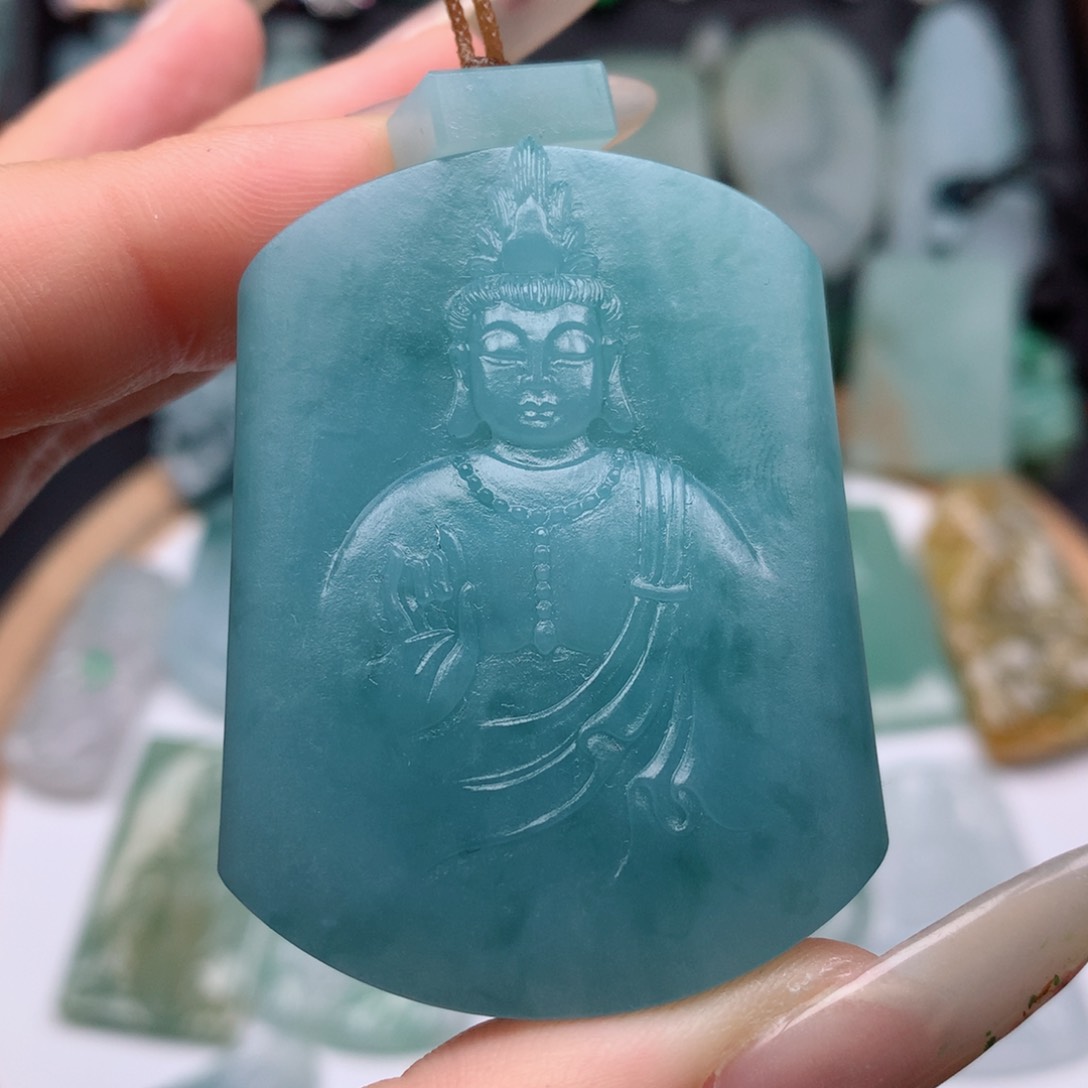 【闪购商品】翡翠颈饰未镶嵌冰种天空蓝素衣