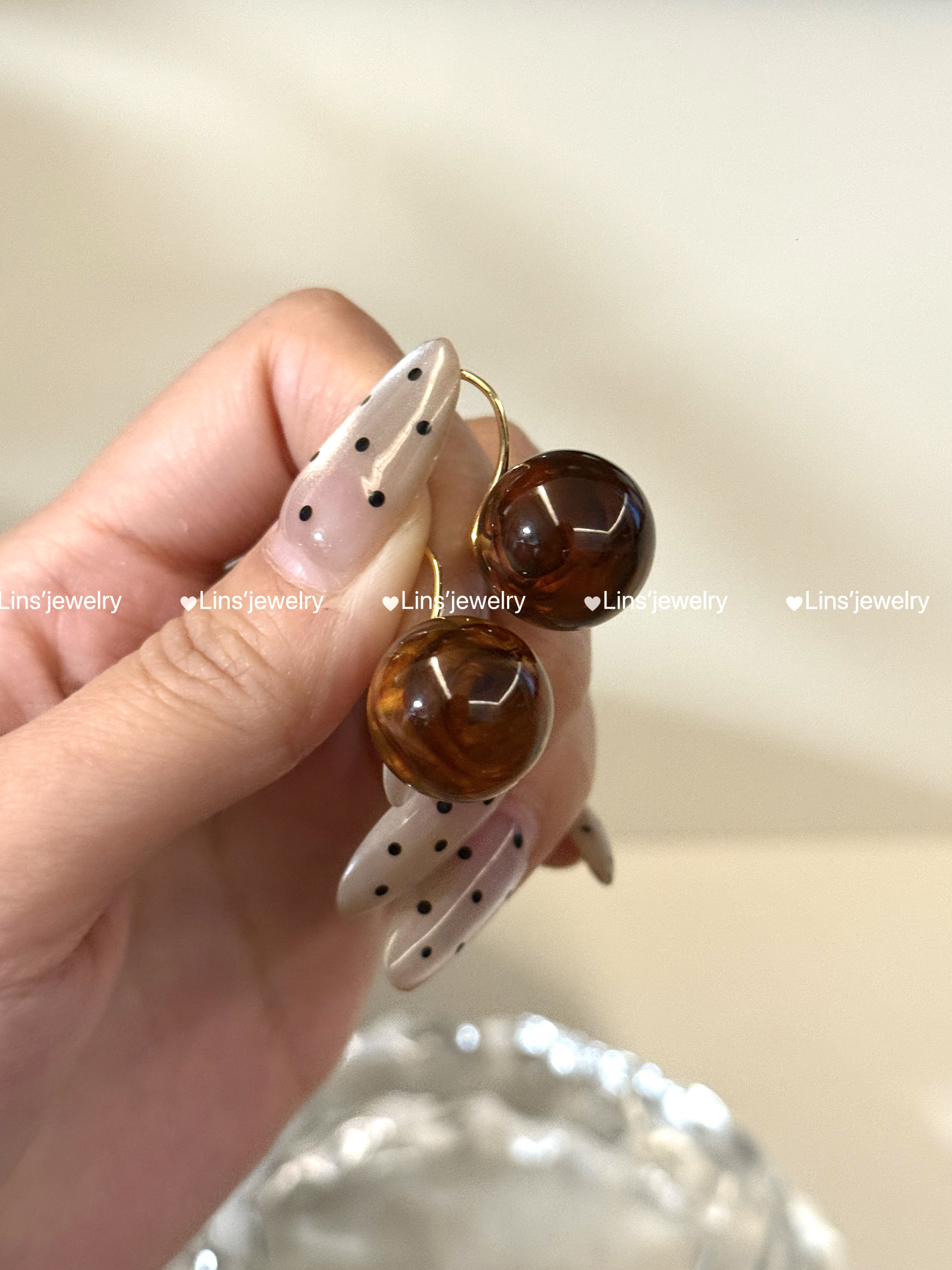 铜合金树脂耳饰 美拉德棕晕染高跟鞋珠珠耳钉~百搭复古简约气质