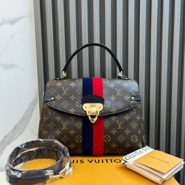 95新/路易威登/市场价9999999/包包/250211RN0013