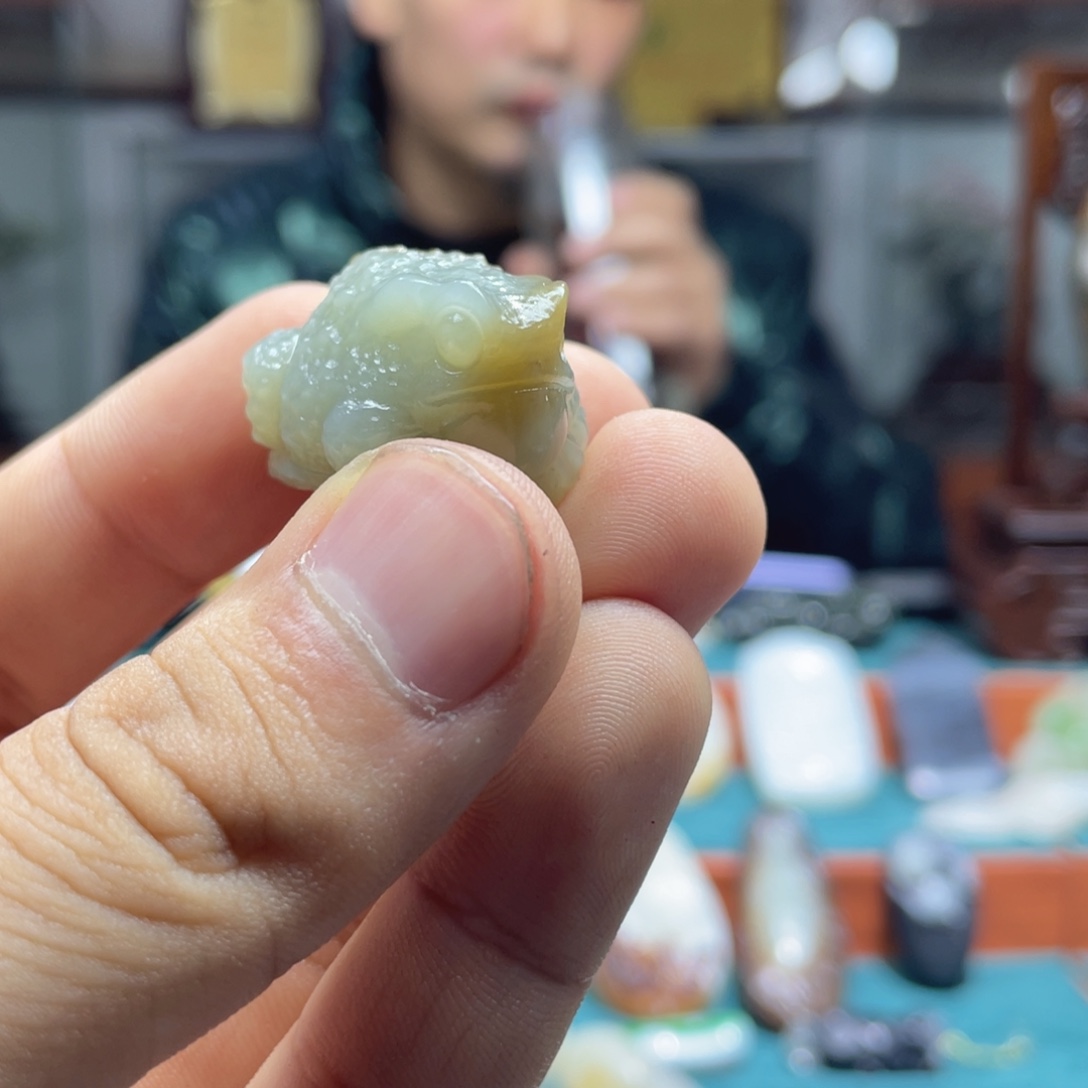 和田玉未镶嵌吊坠(不含链)