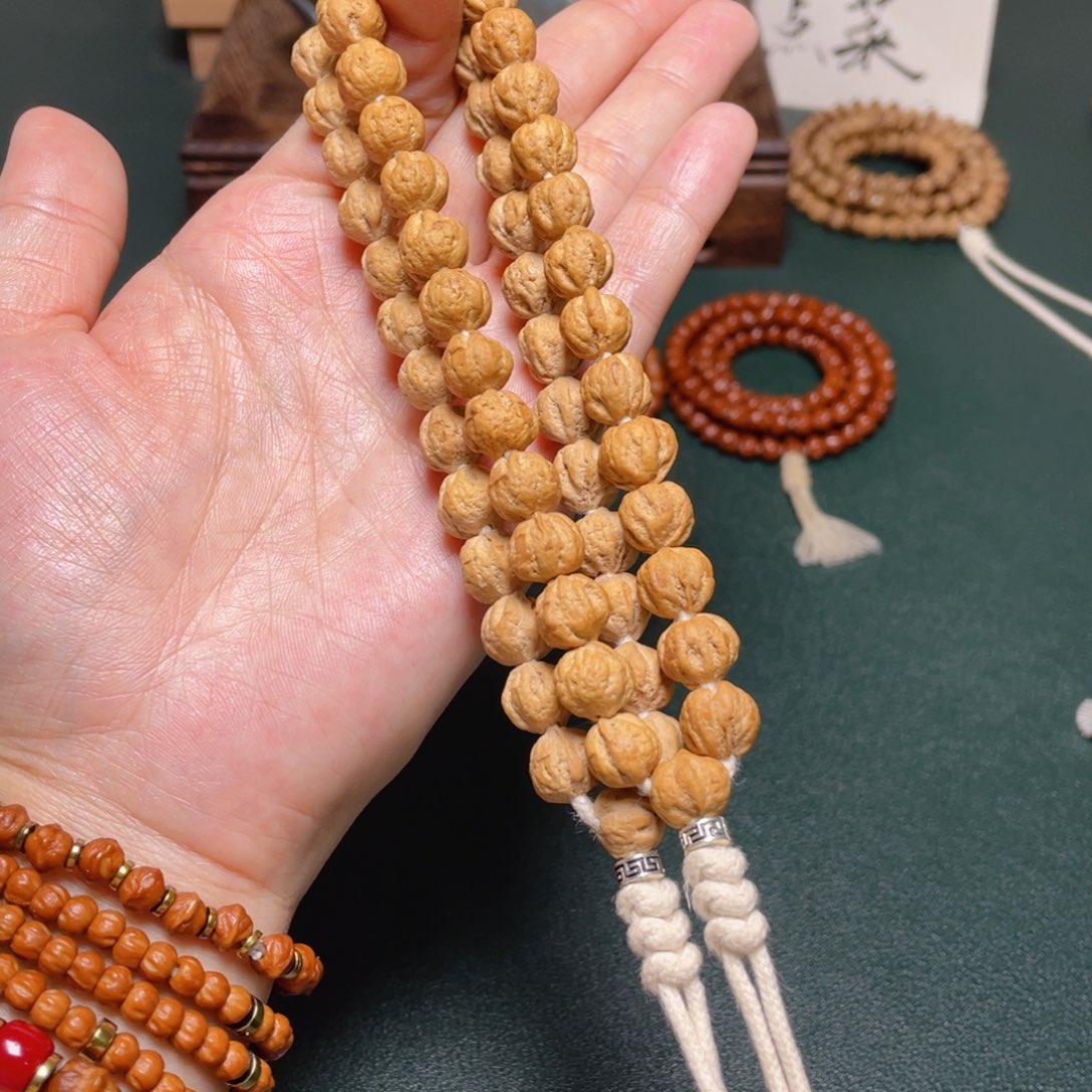 吊坠柏香籽/百香籽龙珠手持