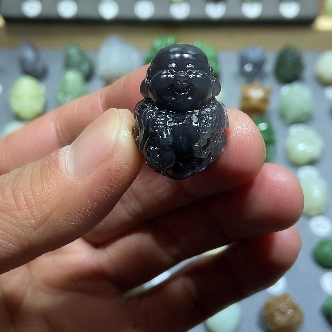 和田玉颈饰未镶嵌定制