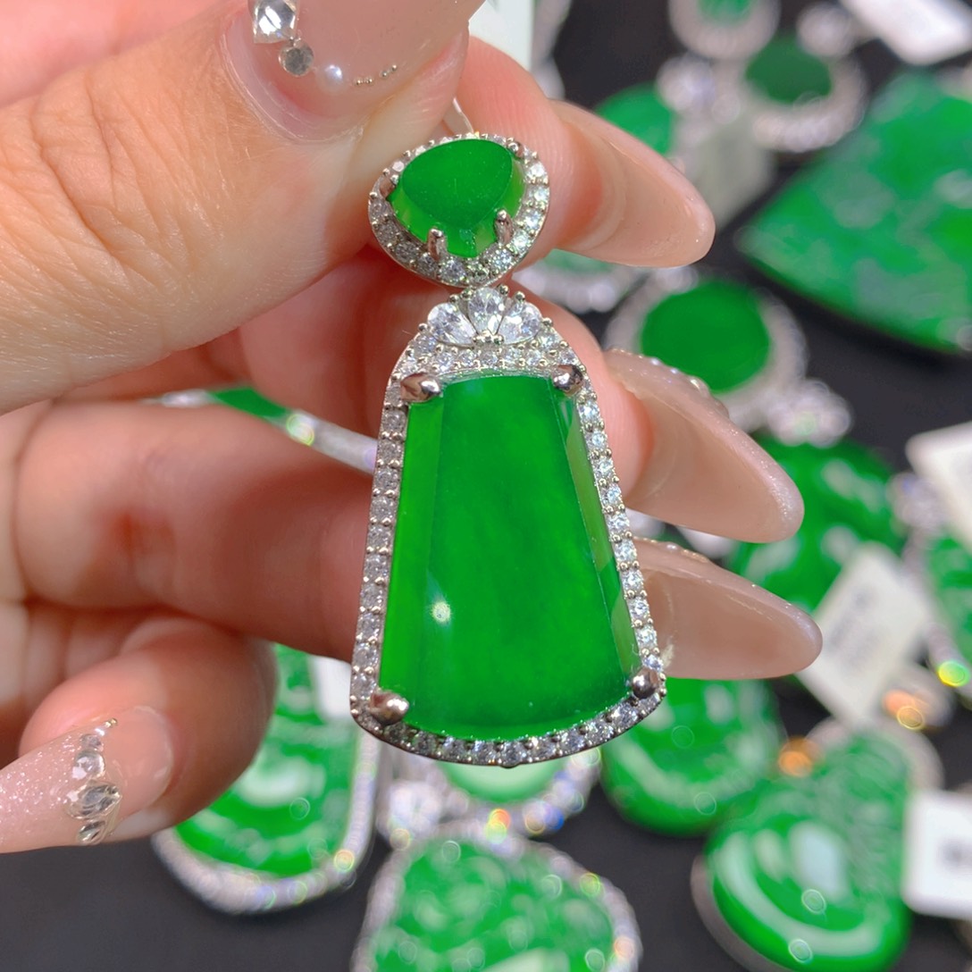 翡翠银S925镶嵌颈饰1111111111