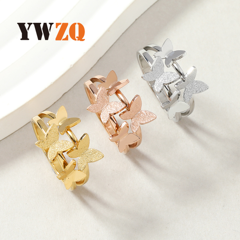 不锈钢塑料戒指 时尚不锈钢饰品 切割焊四只磨砂蝴蝶钛钢女士戒指