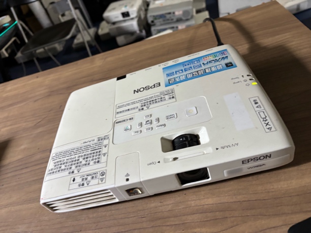 9新 Epson/爱普生 二手 爱普生1280×800投影仪 运费自理
