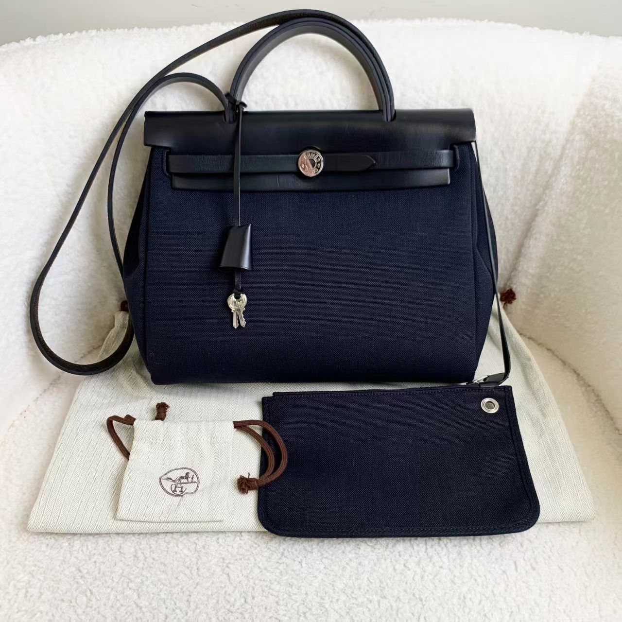 99新 Hermes/爱马仕 壹臻/黑银herbag31 U刻 /12期免息/23589747