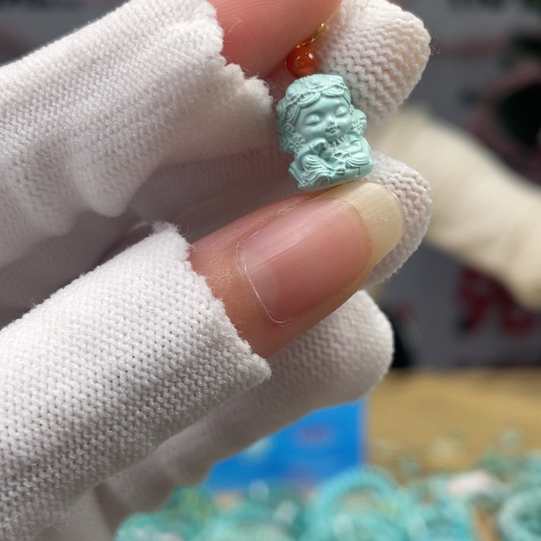 绿松石未镶嵌挂件