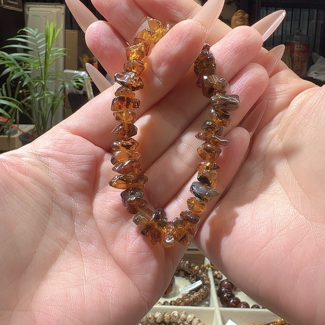 琥珀未镶嵌裸石抚顺琥珀