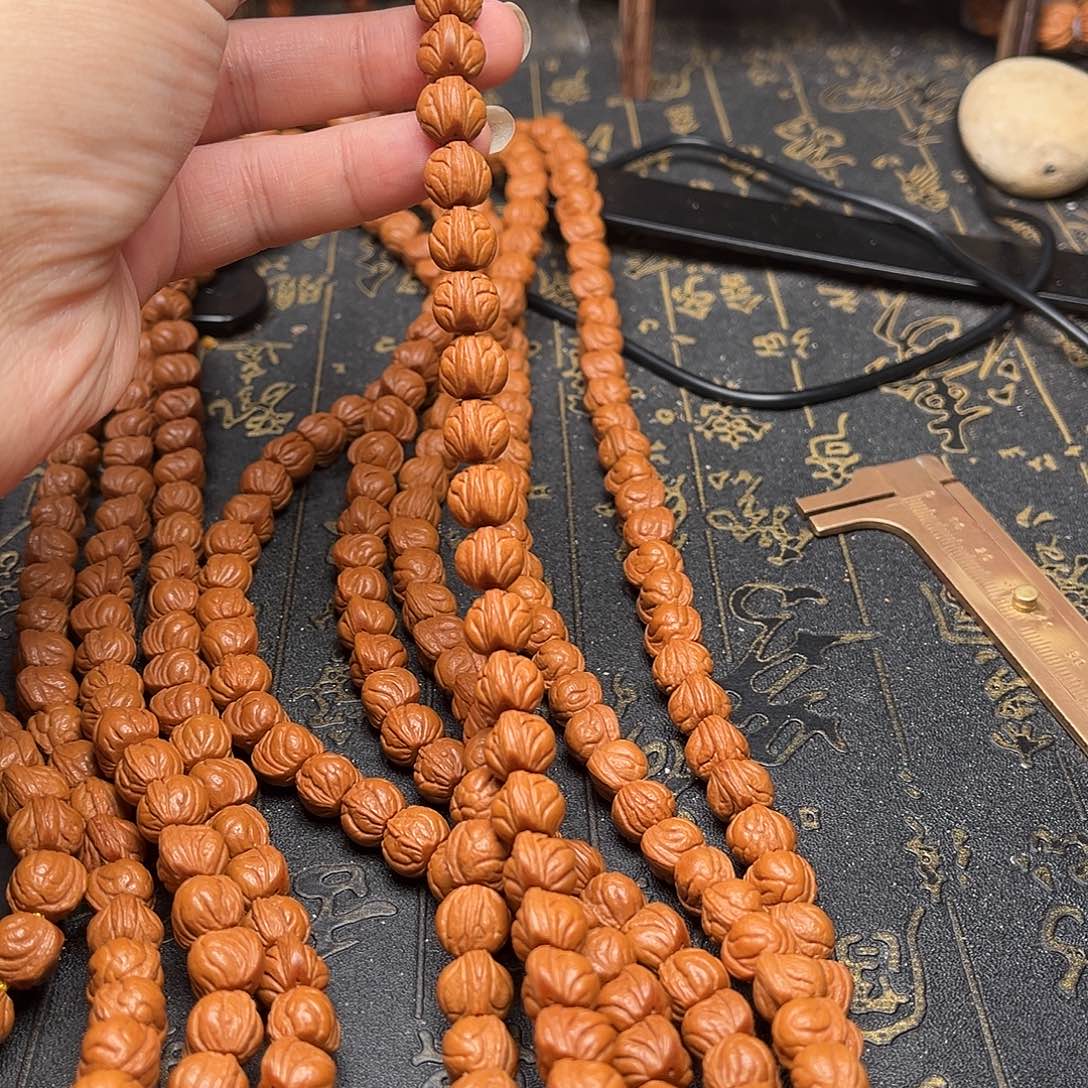 桃核吊坠玉龙薄挂