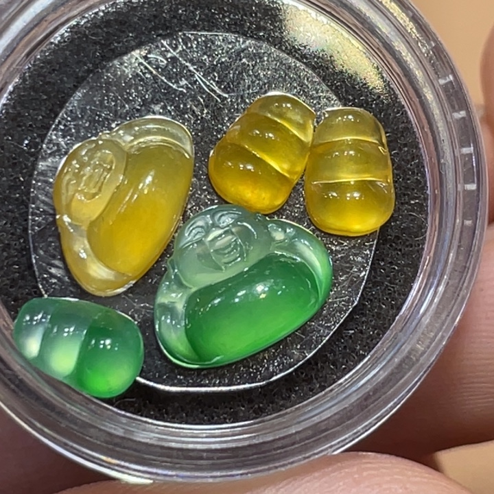 定制翡翠未镶嵌佛公豆子