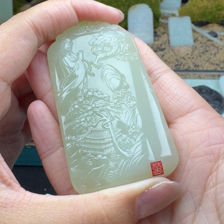 和田玉颈饰未镶嵌辉*