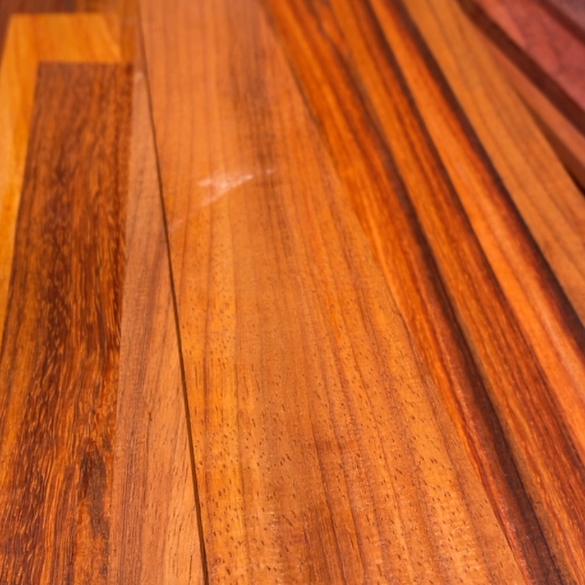 【闪购商品】非洲紫檀（红花梨）泳**祥