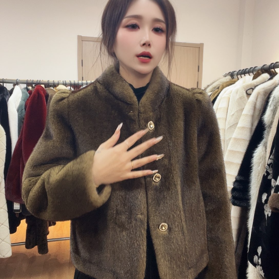 50号皮毛一体外套