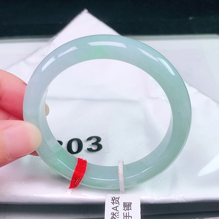 翡翠未镶嵌手镯803