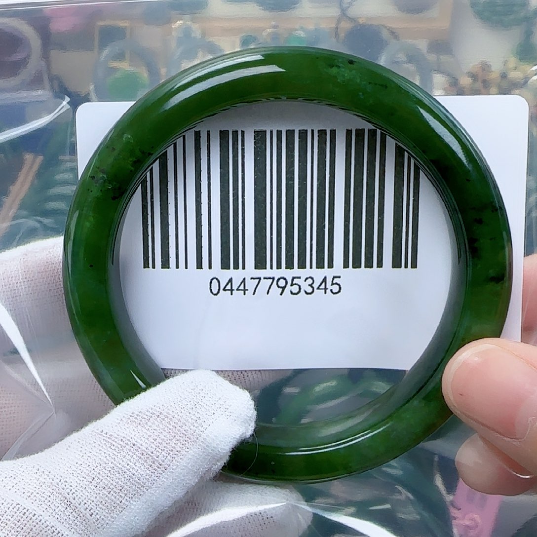 和田玉（碧玉）手镯未镶嵌59