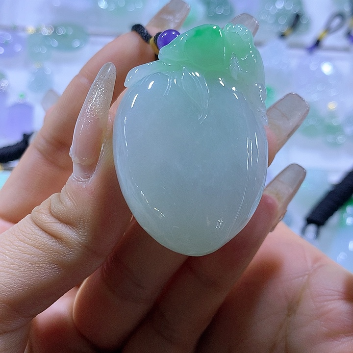 翡翠颈饰未镶嵌天然翡翠A货吊坠