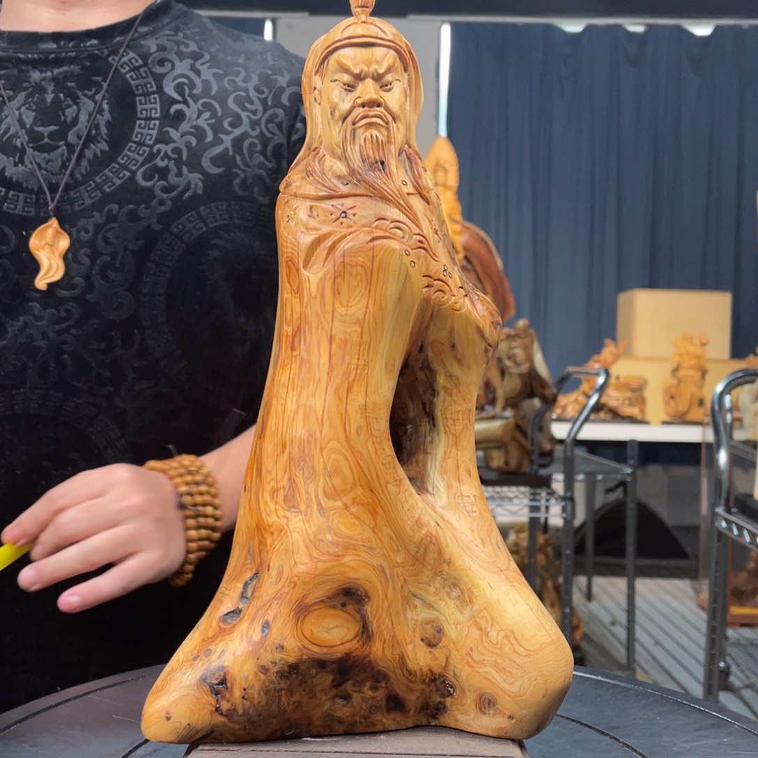 柏木（崖柏）随型摆件