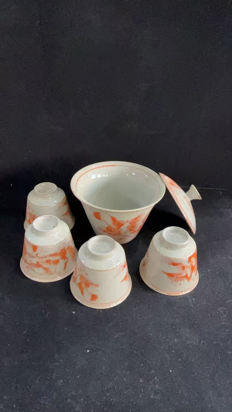 B317景德镇制陶瓷一盖碗四杯子一套
