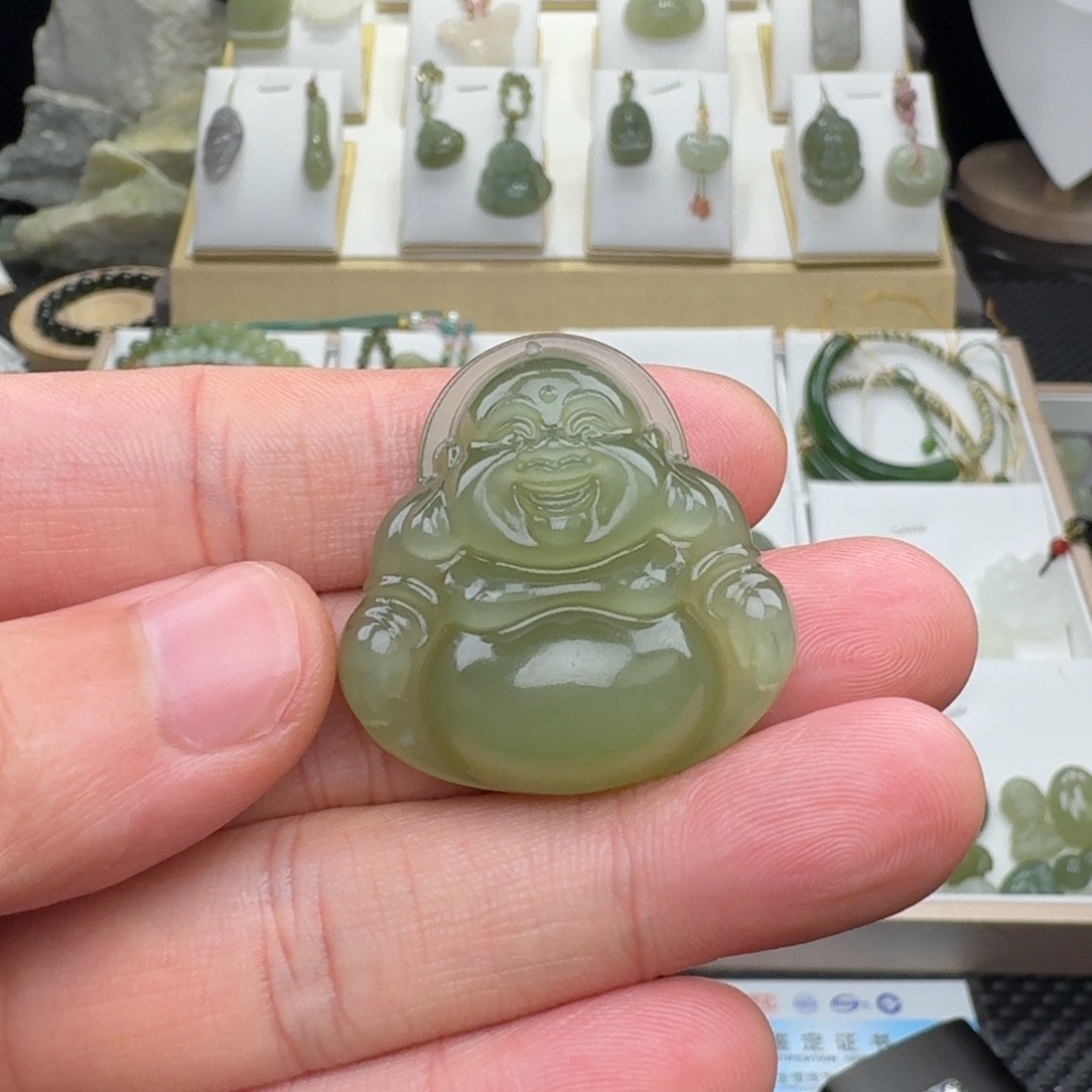 和田玉未镶嵌颈饰