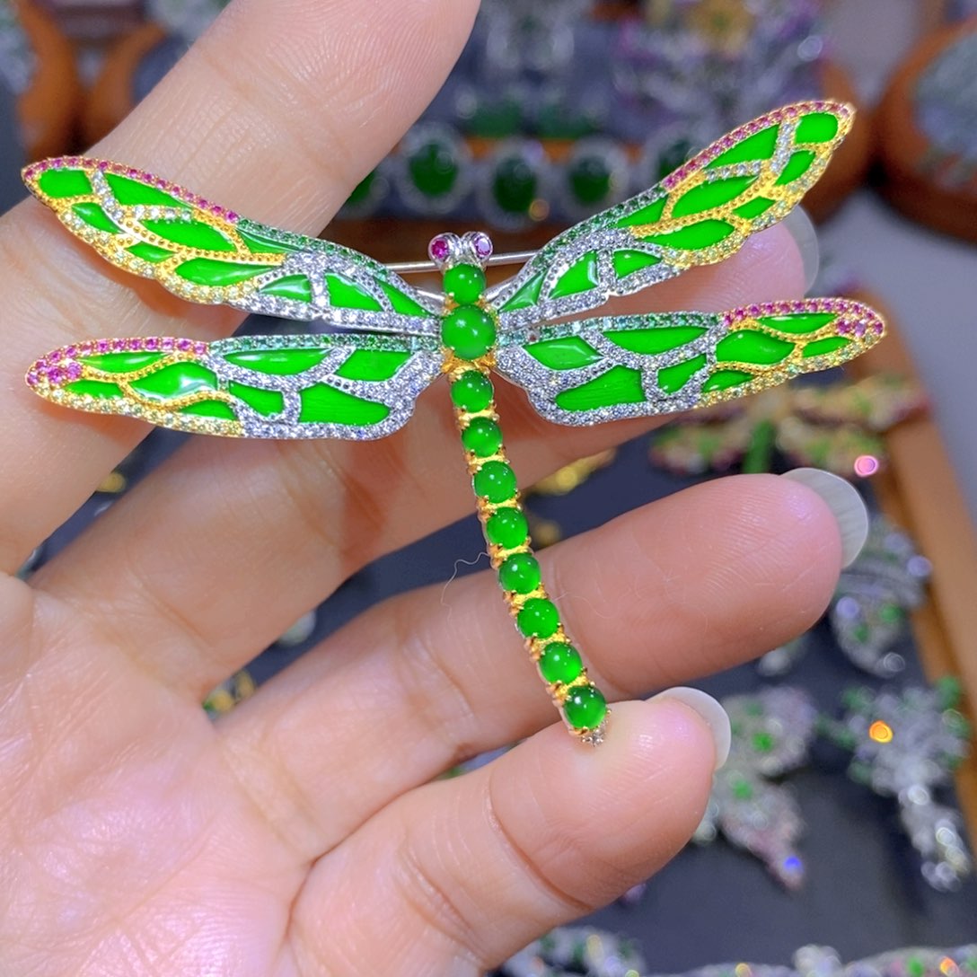 翡翠颈饰银S925镶嵌天然翡翠