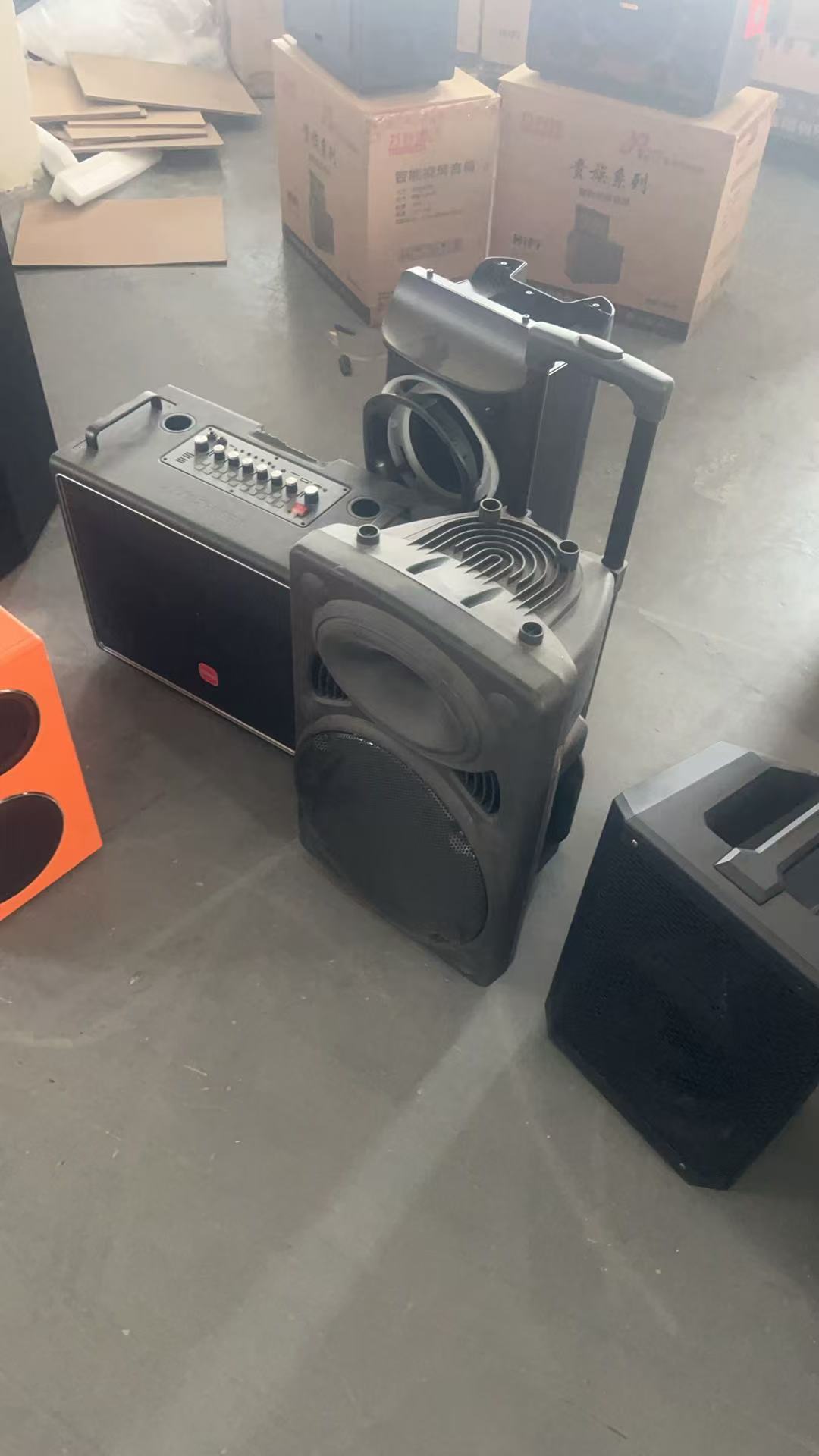 音响配件 会修的拍不调不退不换。听主播讲问清楚再下单