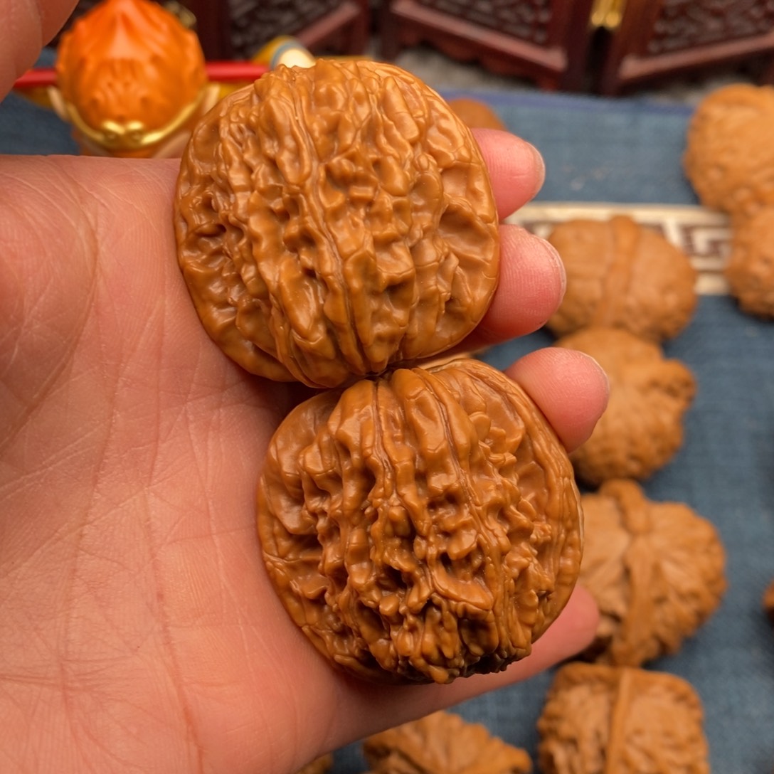 文玩核桃把件39平谷楼