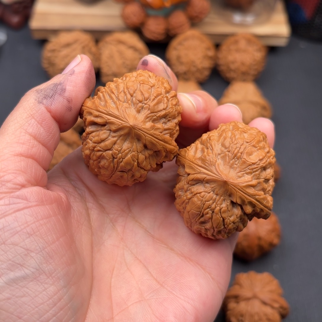 文玩核桃把件团圆40肚44