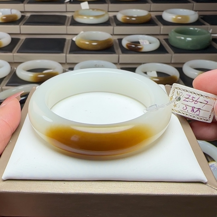 和田玉手镯未镶嵌香*分单