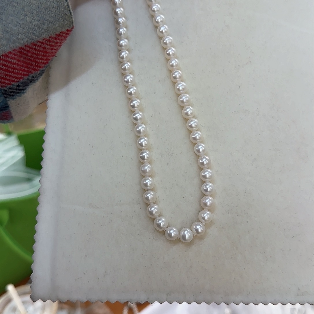 淡水珍珠颈饰银S925镶嵌7-8无核极光镜面无暇白亮