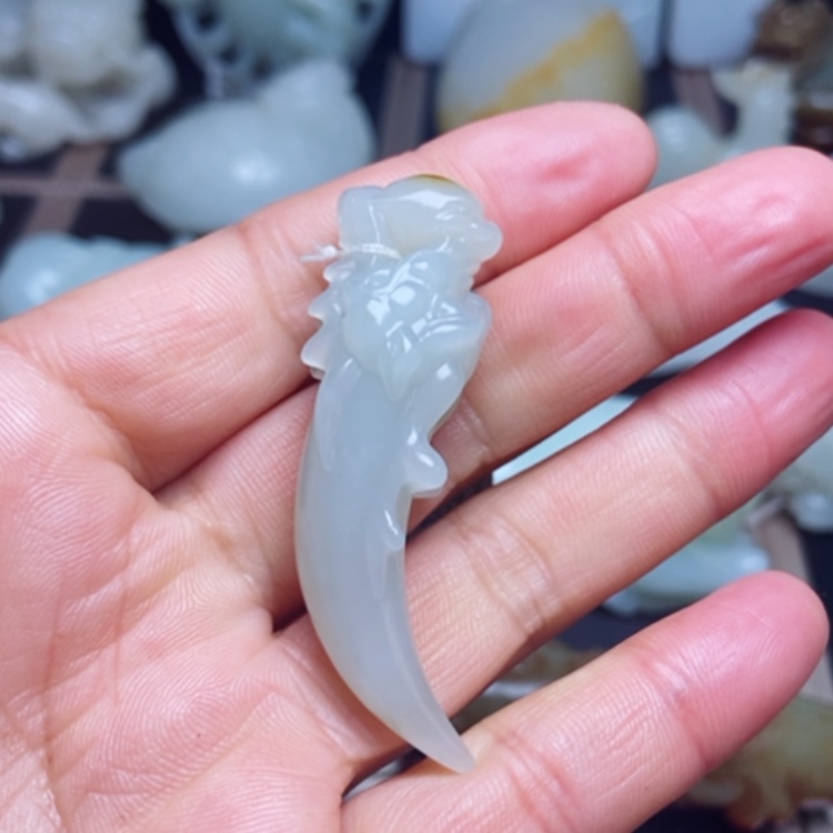 【闪购商品】和田玉吊坠(不含链)未镶嵌