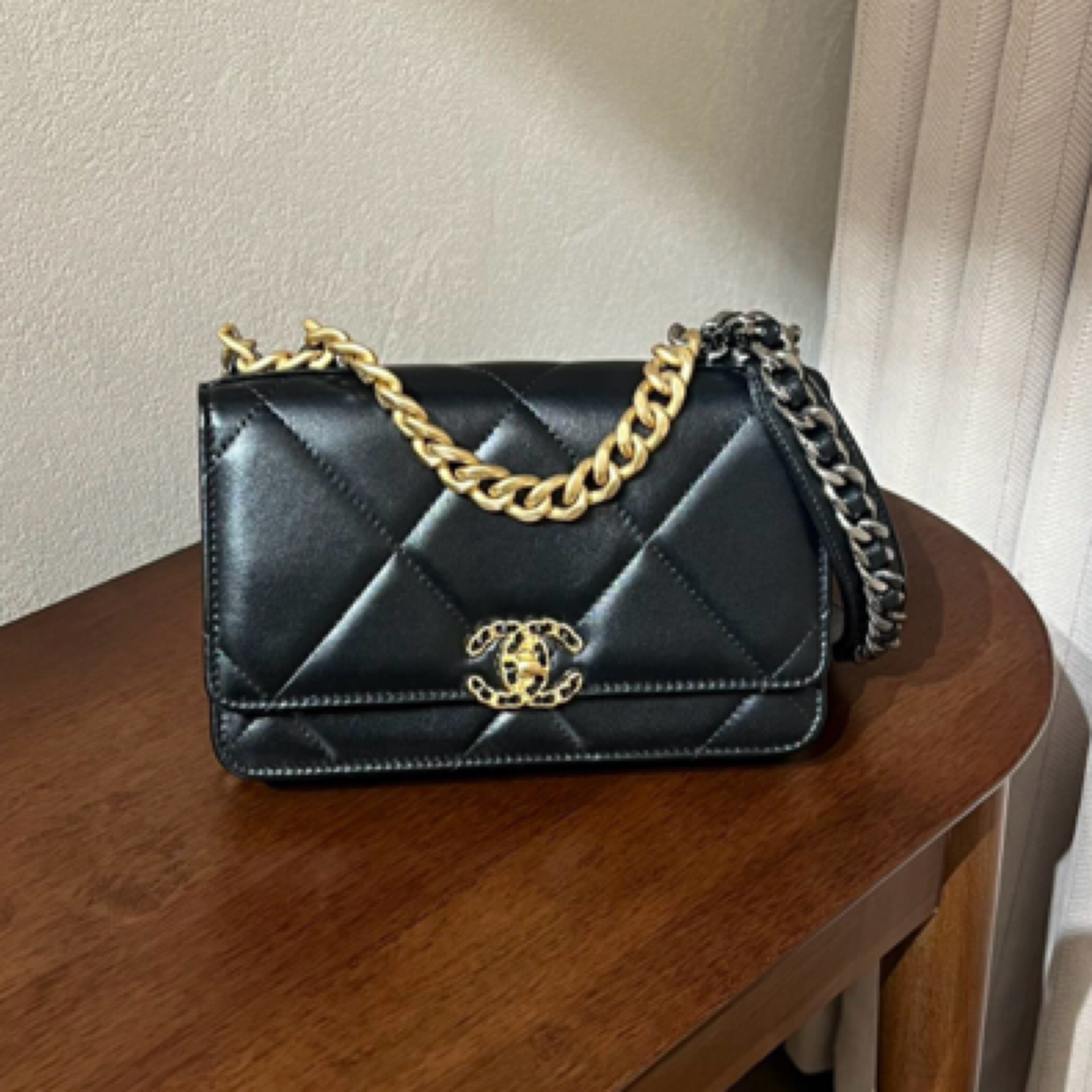 99新 Chanel/香奈儿 23S黑金19bag woc单肩斜挎包