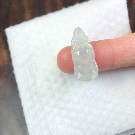 翡翠未镶嵌颈饰缅甸A货，每天下午1点半开播