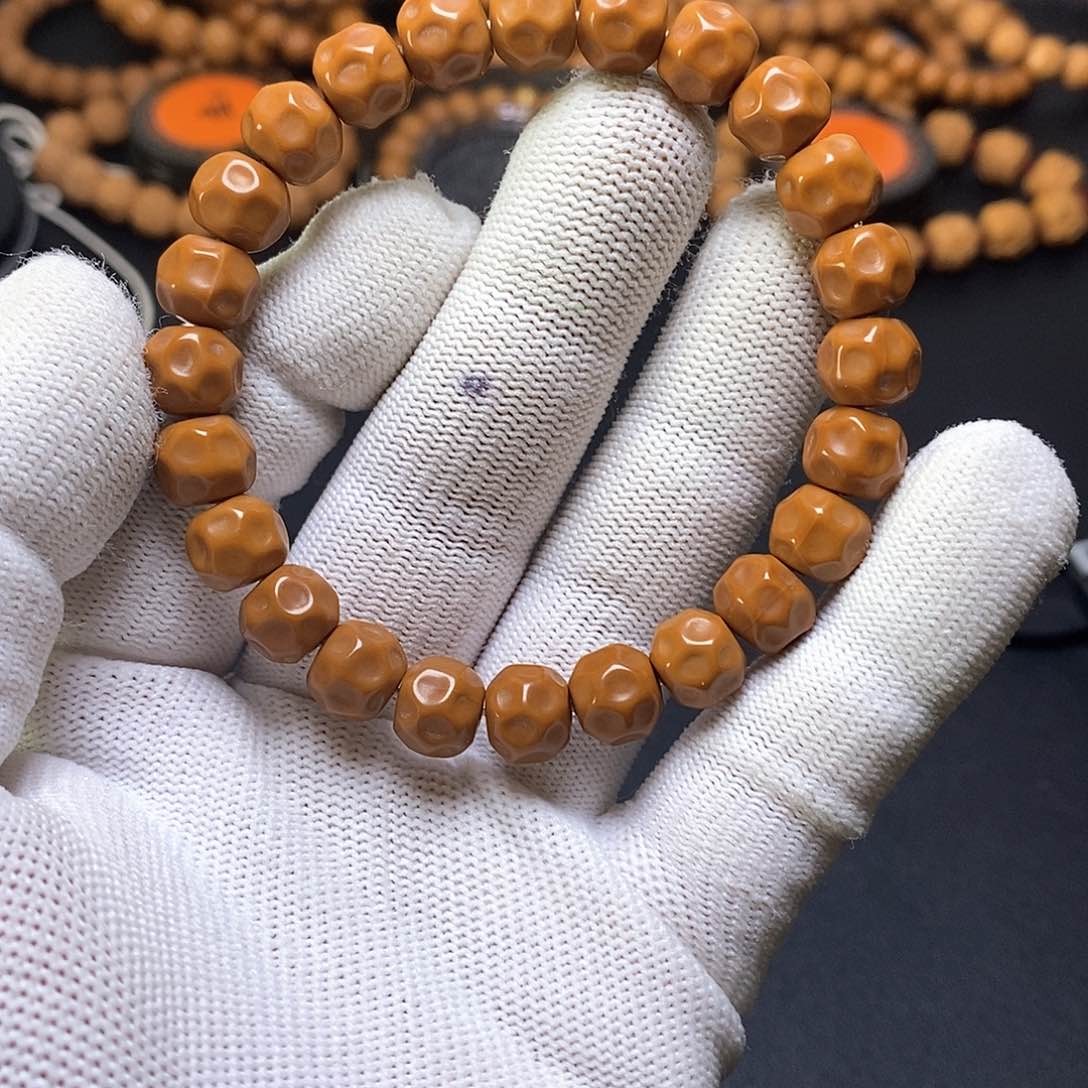 猴头核桃手串反油奶酪10左右3号