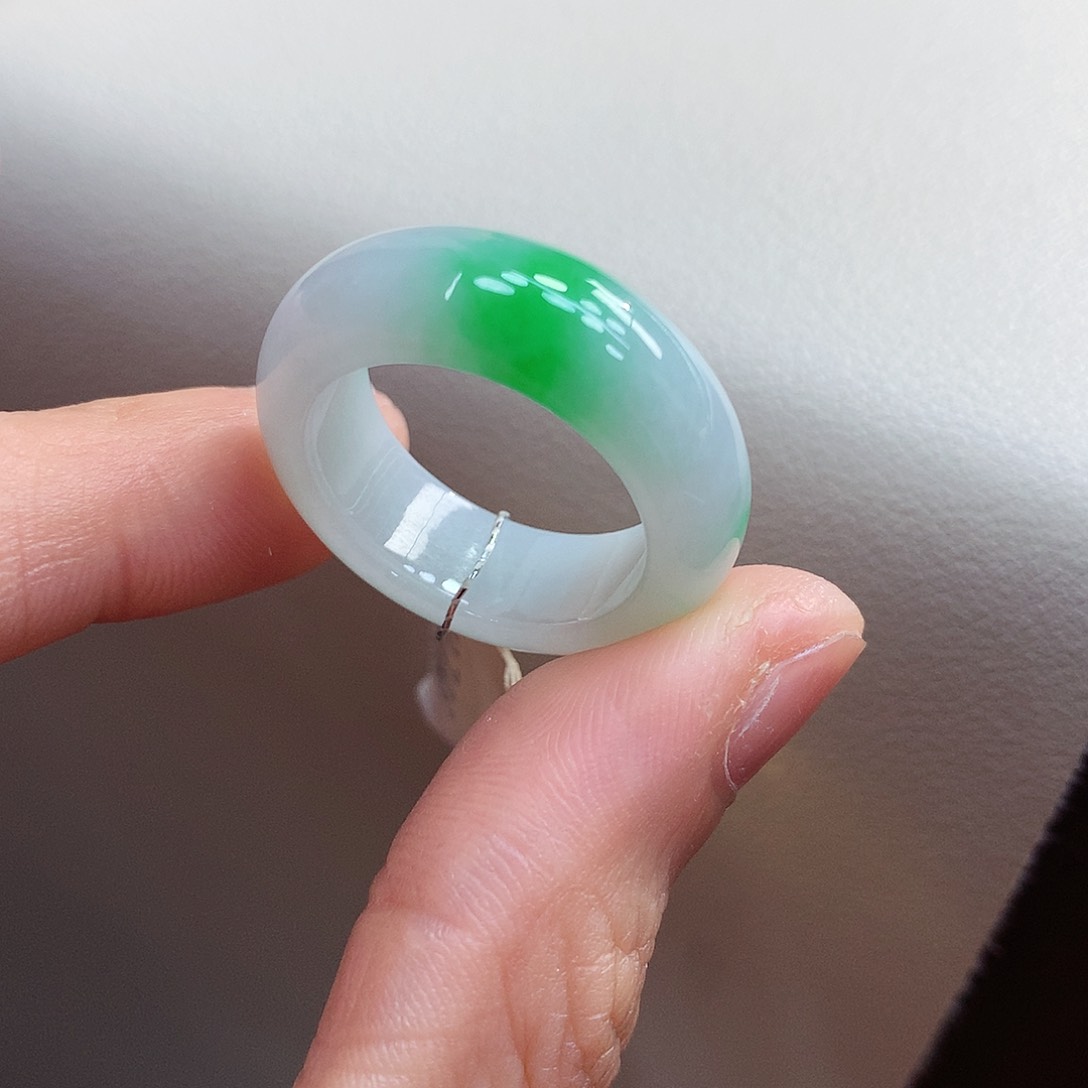 翡翠戒指未镶嵌20号