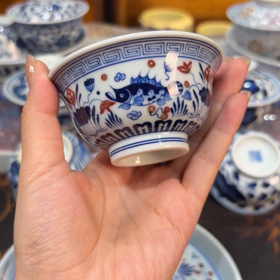 杯子………………………………………………