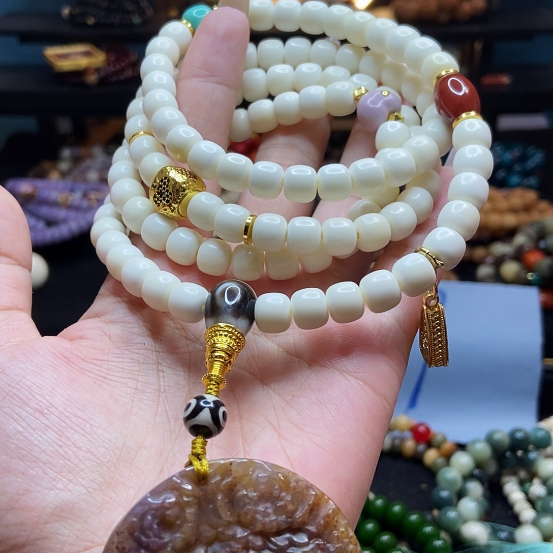 咚***仔佛心果吊坠菩提果