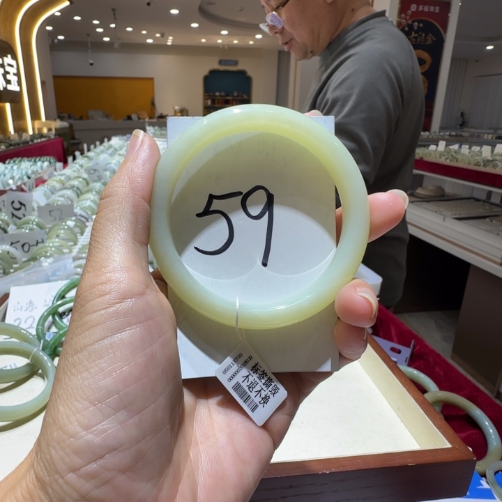 和田玉未镶嵌手镯850