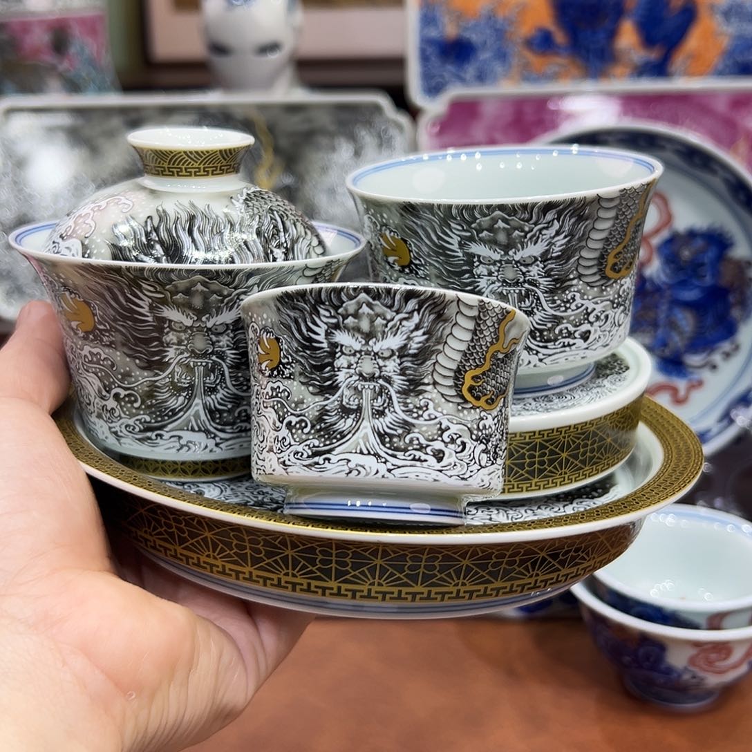 摆件好咯哦我想我哦莫我