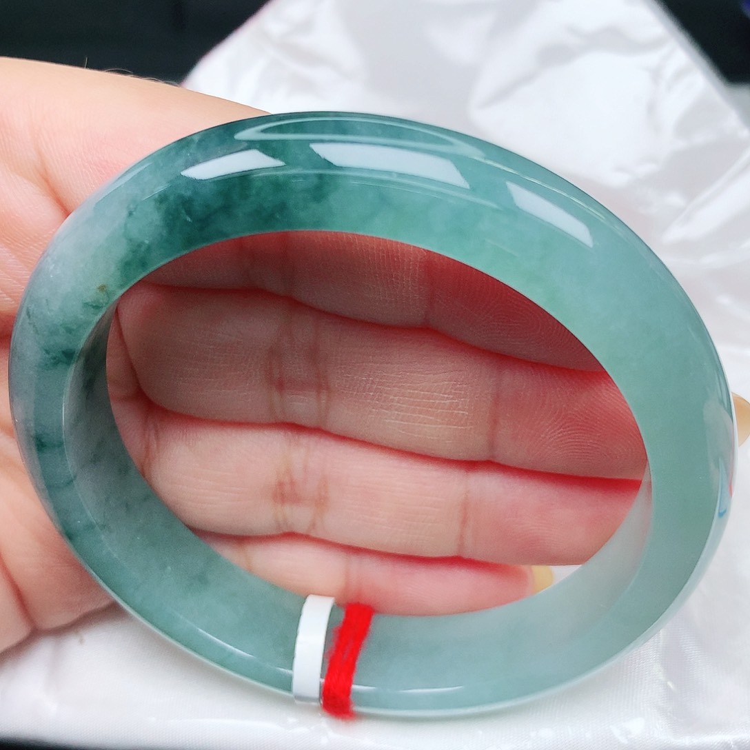 未镶嵌手镯翡翠35冰冰海蓝之谜
