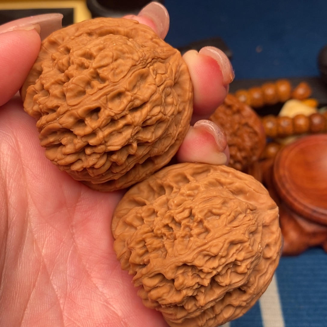 洛***克吊坠文玩核桃南疆