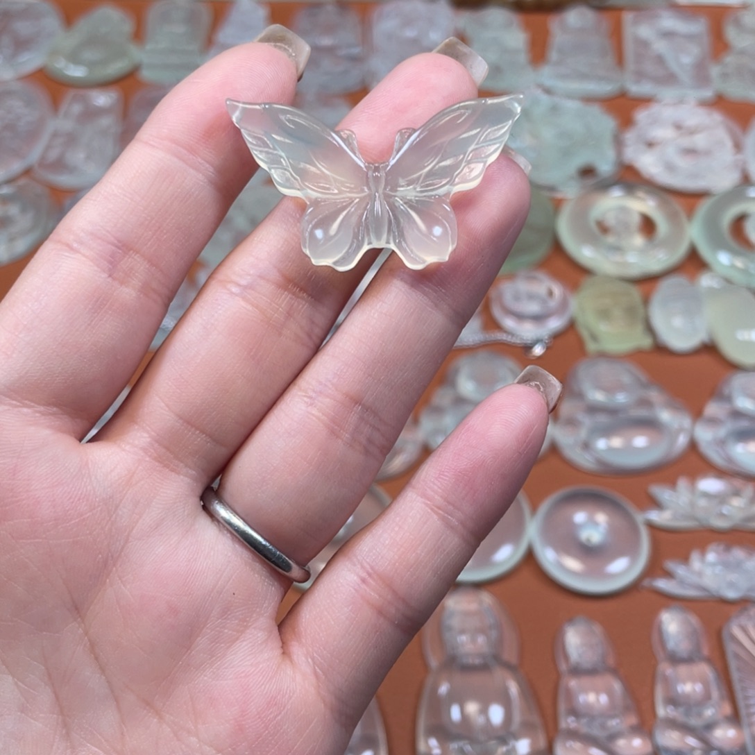 蛇纹石玉合金颈饰