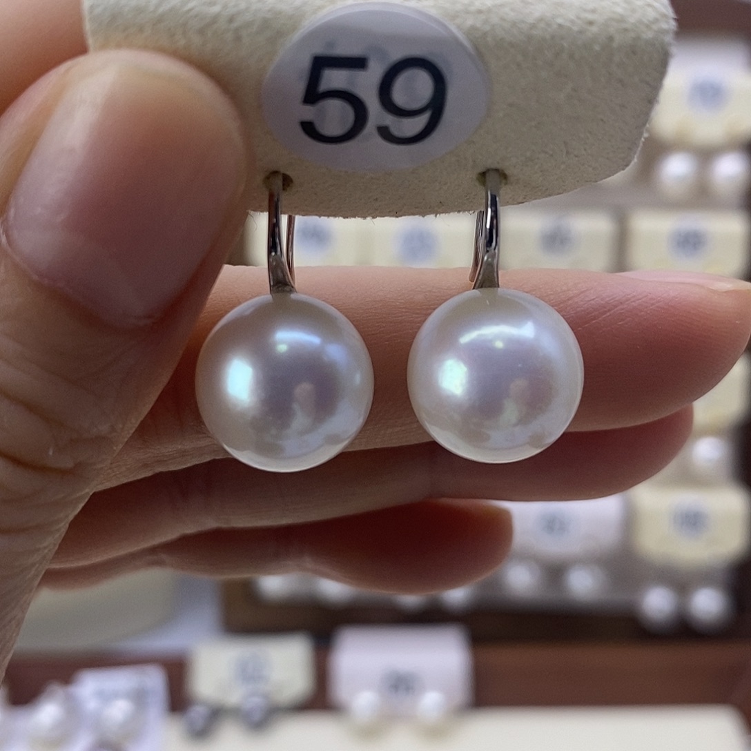 淡水珍珠银S925镶嵌耳饰