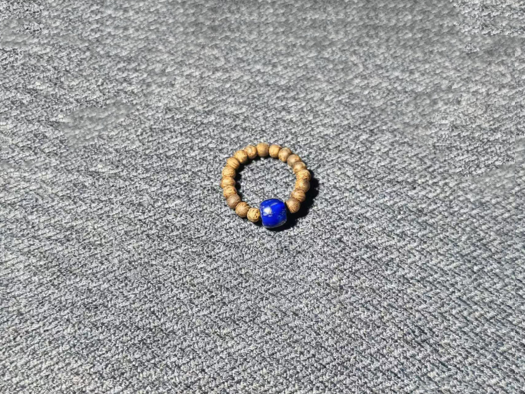 沉香海南莺歌绿奇楠沉香戒指