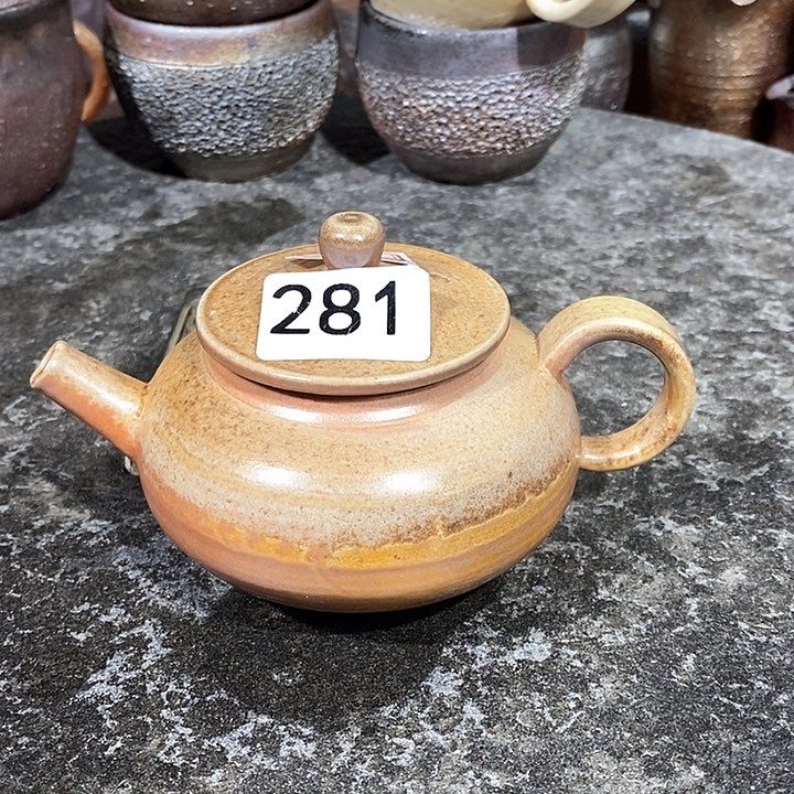 我们的确是一个人