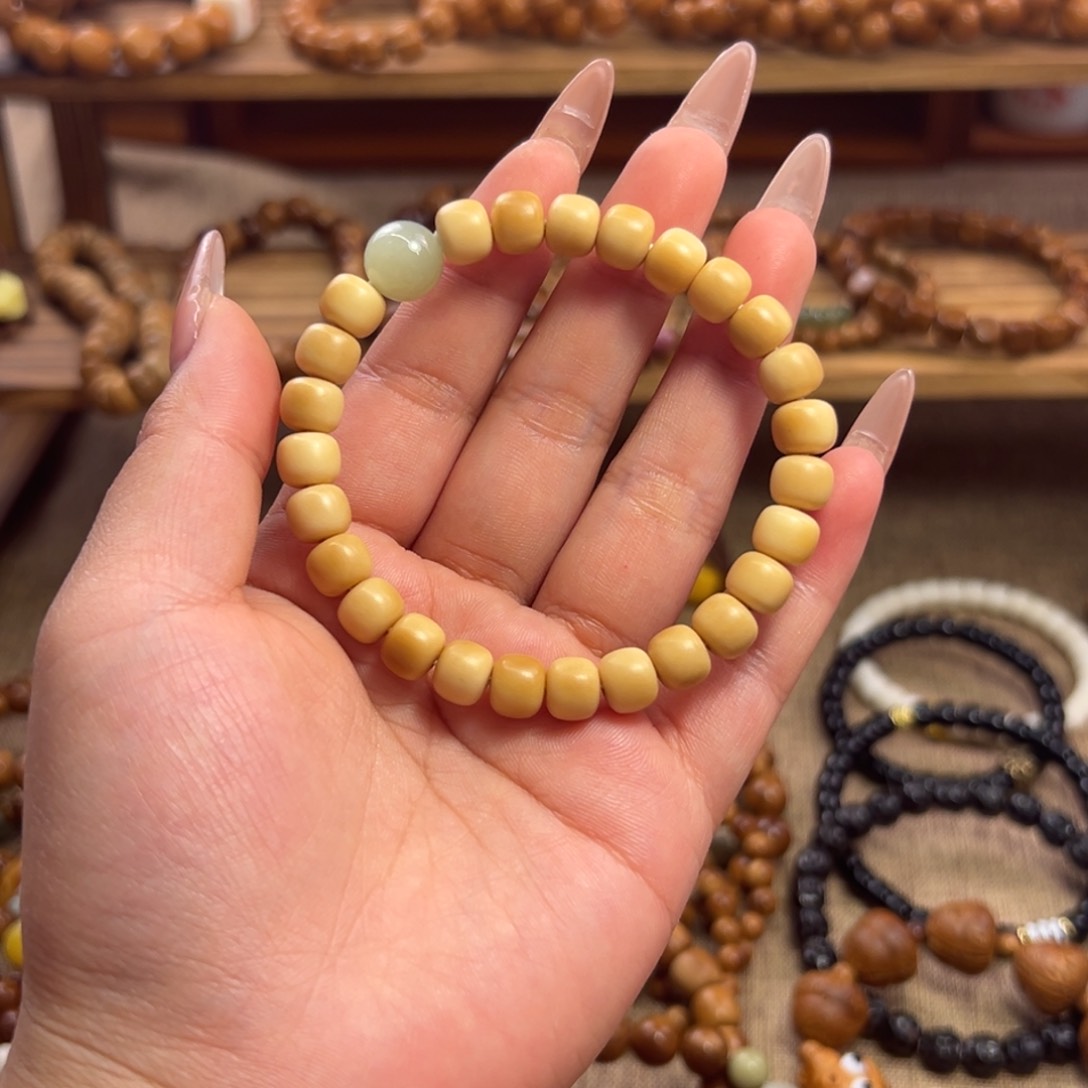 白玉菩提手串炭烤小馒头